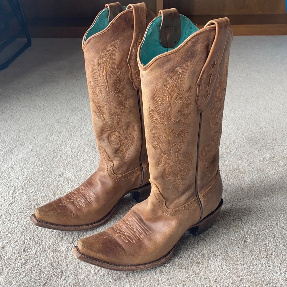 Cowboy boots!  Corral Vintage
